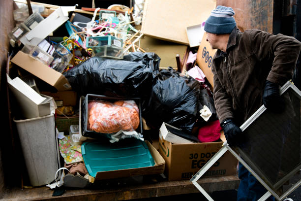 Best Garage Cleanout  in Algonquin, IL